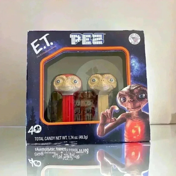 PEZ Candy Dispenser Set E.T. 40th Gift Set Extraterrestrial New in Box. - Picture 4 of 6